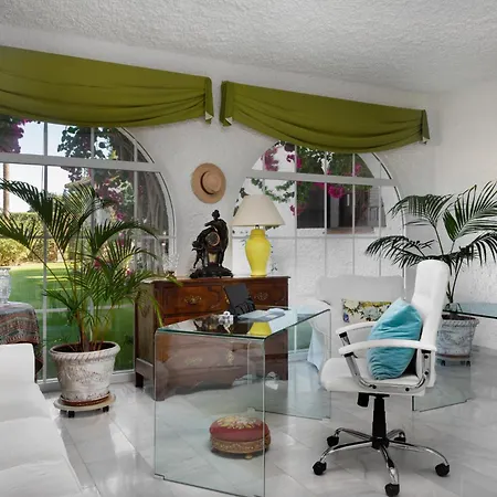 Villa Royal Worthy Luxury Estate The Crown Filming Set