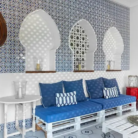 Royal Worthy Luxury Estate The Crown Filming Set Tarifa