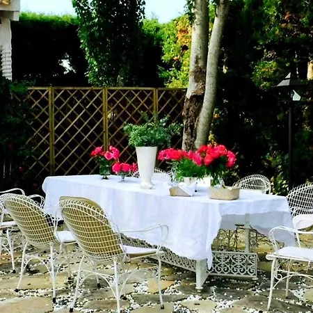 Villa Royal Worthy Luxury Estate The Crown Filming Set
