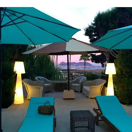 Villa Royal Worthy Luxury Estate The Crown Filming Set *